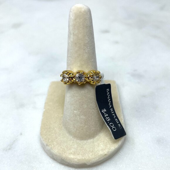 Banana Republic NWT 3 Stone Crystal Gems Gold Ring, Size 5 - Picture 3 of 6